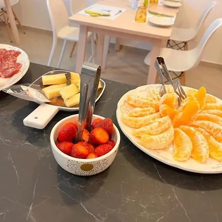 Colibri Bed and Breakfast 4*